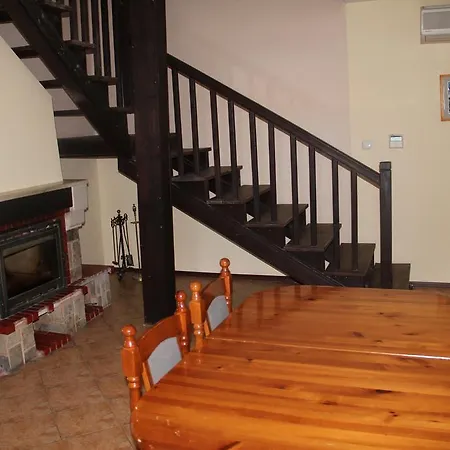 Гостевой дом Къщи за гости Кедър Долна-Баня